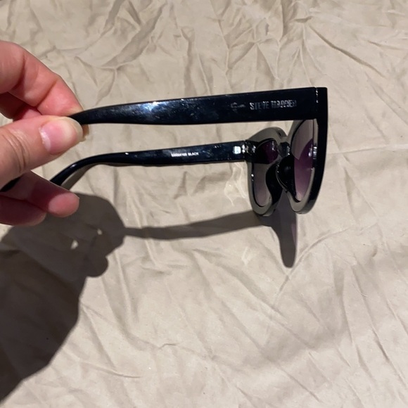 Steve  Madden sunglasses - Picture 5 of 5